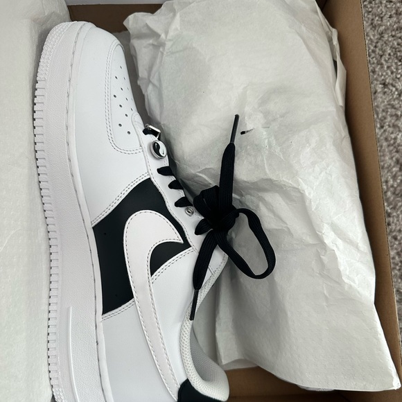 Nike Air Force 1 ‘07 PRM - Picture 4 of 4